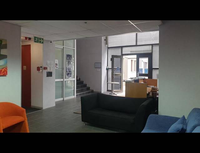 BUSINESS PROPERTY TO RENT IN ROUTE 21 BUSINESS PARK